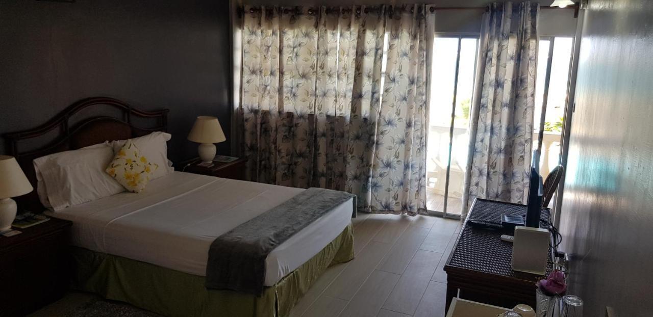 Kings Landing Hotel Cliftons 외부 사진