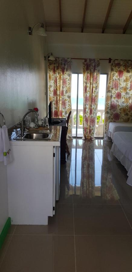 Kings Landing Hotel Cliftons 외부 사진